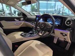 Mercedes Benz E350 Avantgarde Plug-In 2017