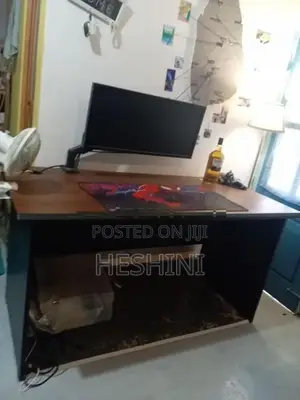 Computer Table