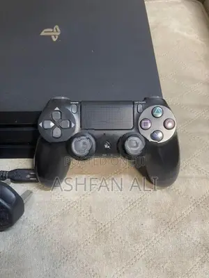 PS4 Pro 1TB