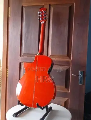Semiacoustic Guitar