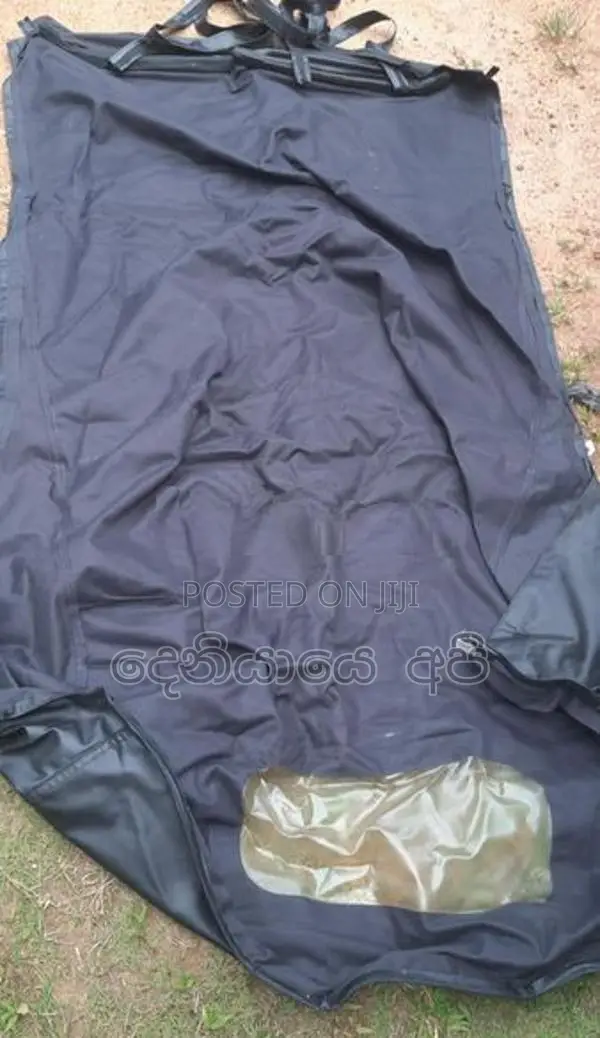 Bajaj ත්‍රීවිලර් ජිප් රෙද්දක්