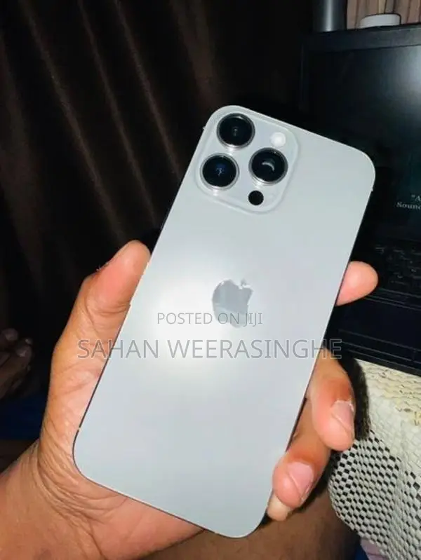 Apple iPhone 16 Pro Max (Used)