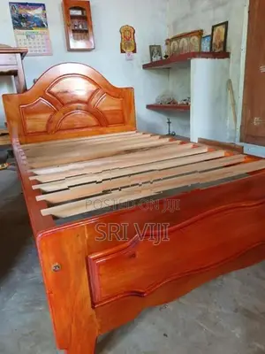 6x4 Double Size Bed Mahogany