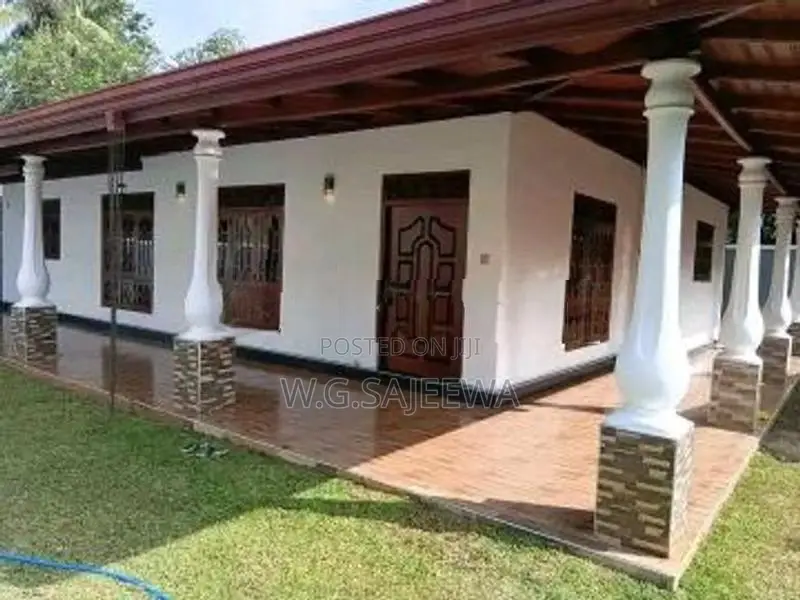 Single Storey House Sale in Seeduwa - 13.5 Perch
