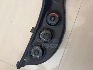 Toyota Vitz 130 Air Conditioner (A/C) Switch