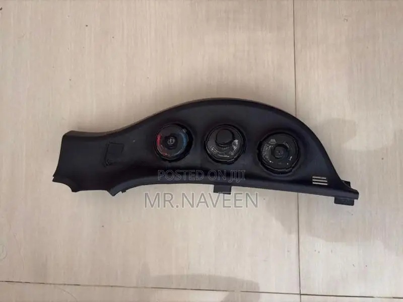 Toyota Vitz 130 Air Conditioner (A/C) Switch
