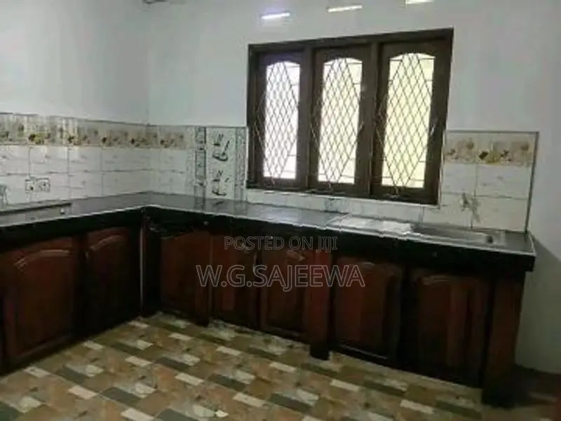 Single Storey House Sale in Seeduwa - 13.5 Perch