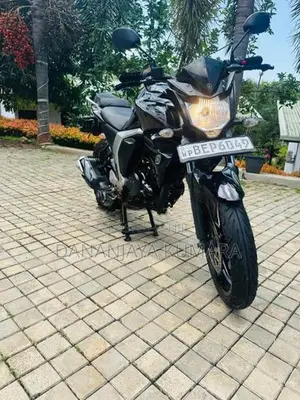 Yamaha FZ 2016