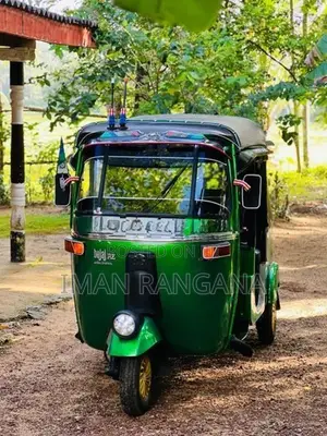 Bajaj RE 2005