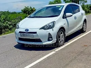 Toyota Aqua G 2013