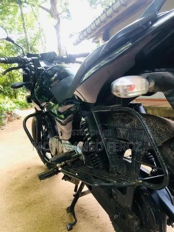 Bajaj Pulsar 150 Black 2013