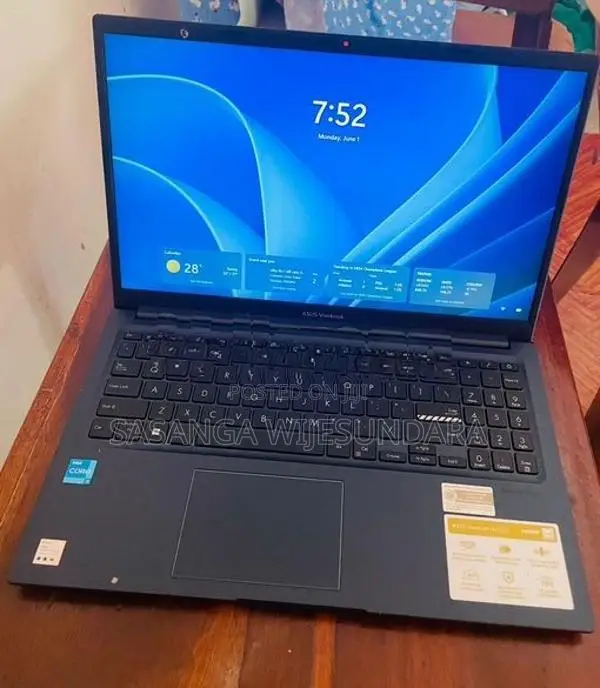 i3 13th Gen- 8GB RAM