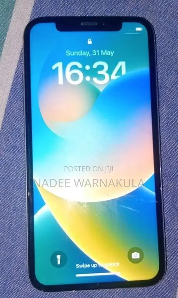 Apple iPhone X (Used)
