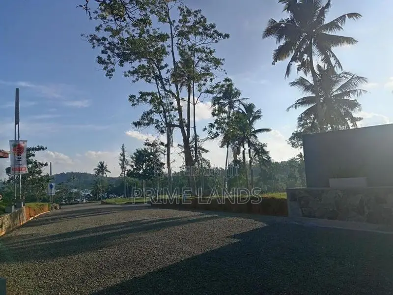 Land for Sale in Hikkaduwa