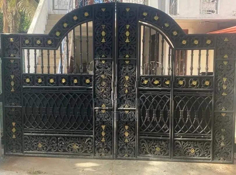 Gate Iron
