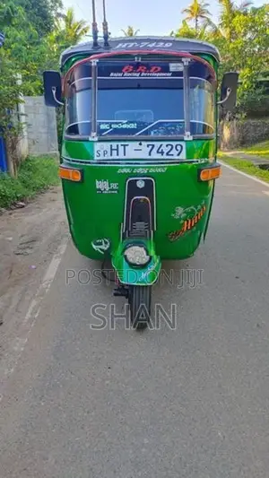 Bajaj RE 2 Storke 2004