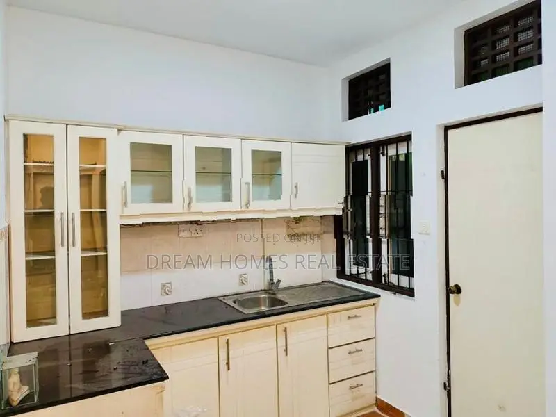 House for Sale in Athurugiriya – Olympus Residencies