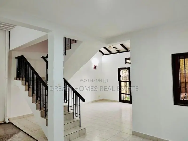 House for Sale in Athurugiriya – Olympus Residencies