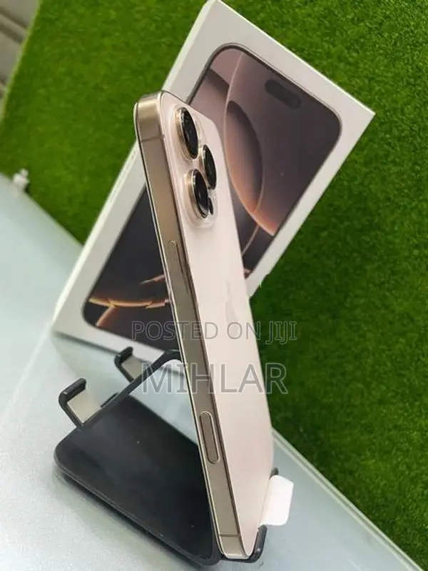 Apple iPhone 16 Pro Max 256GB (Used)