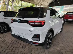 Toyota Raize Z Hybrid 2026