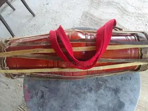 ඇහැල කොටයකින් සාදන ලද බෙරයක්