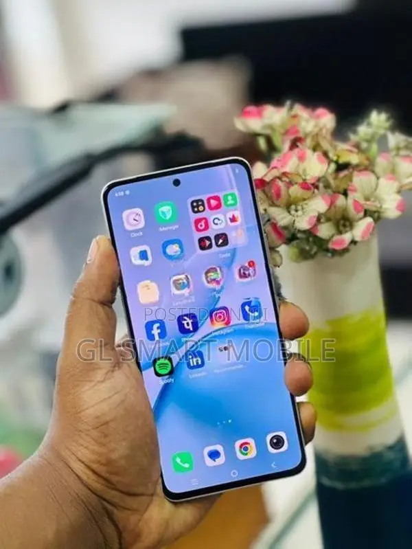 Vivo Y400/5G/8/128GB (Used)