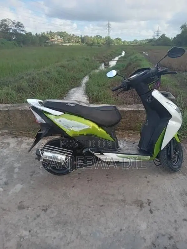 Honda Dio 110 2015