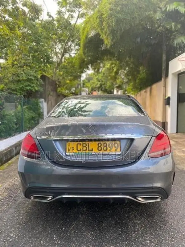 Mercedes Benz C200 2019
