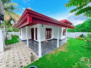 නිදන කාමර 3ක නවීන නිවස විකිණීමට Homagama Pitipana