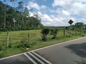 Residential and Commercial Land for Sale in Bandaragama