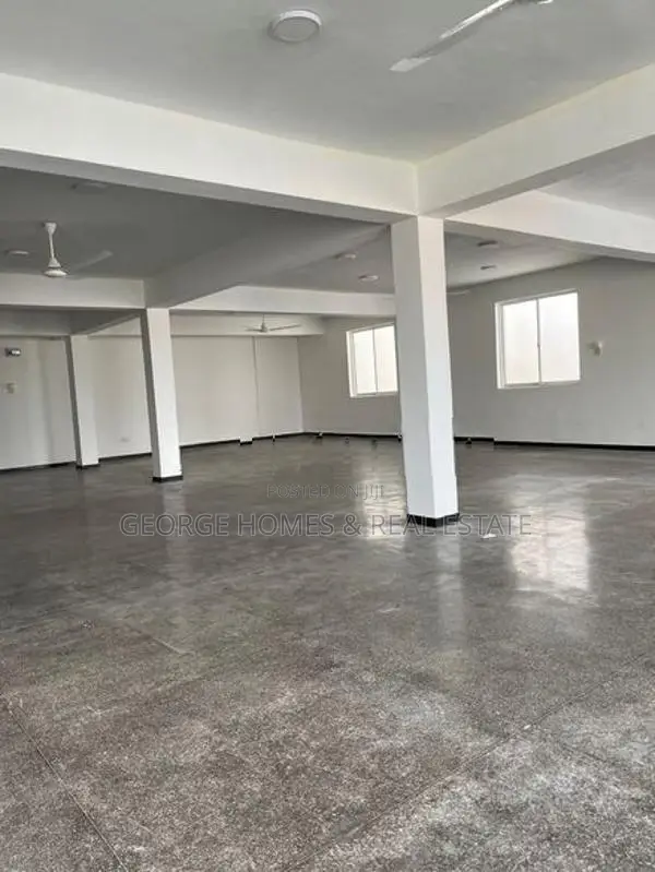 Colombo 6 Commercial Building for Rent