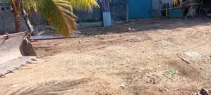 පානදුර අගනා බිම් කොටස්