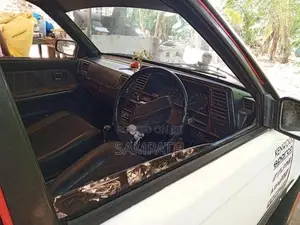 Mazda Familia 1987