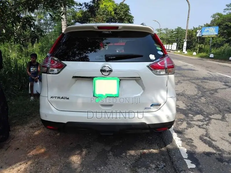 Nissan X-Trail 2015