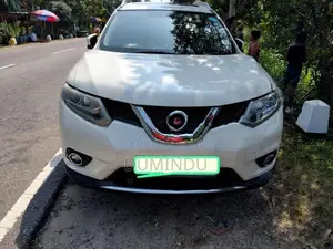 Nissan X-Trail 2015