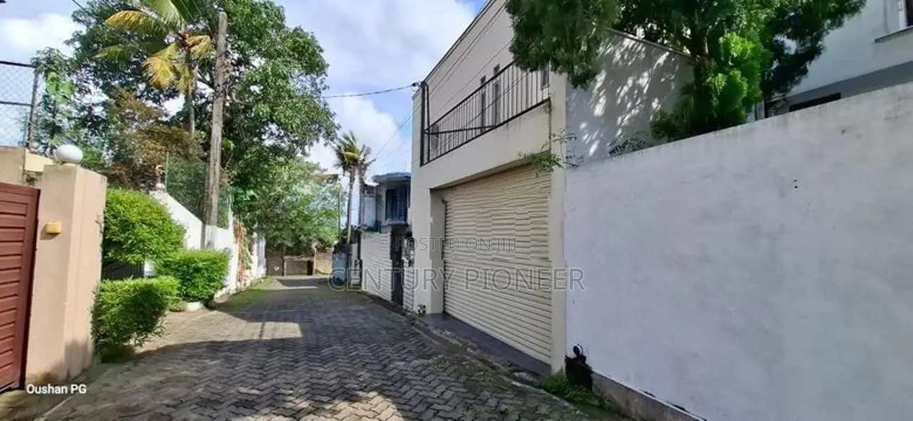 Land available for sale in Battaramulla
