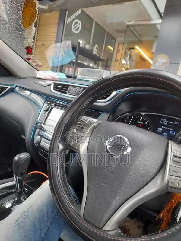 Nissan X-Trail 2015