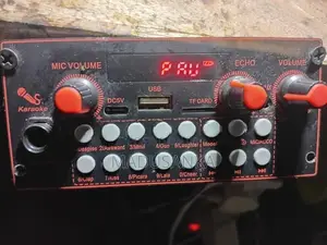 Hitachi Subwoofer