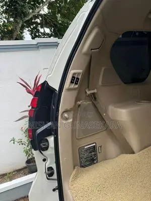 Toyota Land Cruiser Prado TX 150 2011