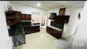 Kaduwela Commercial Building For Rent ( R - 725 )
