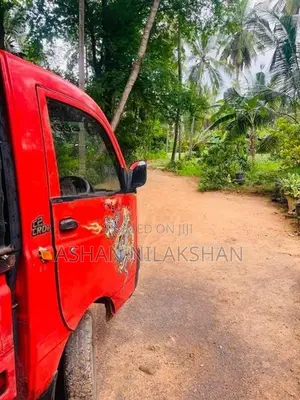 Mahindra Xylo 2011
