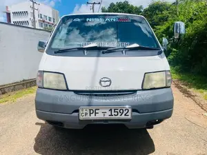 Mazda Bongo SKF2M 2005
