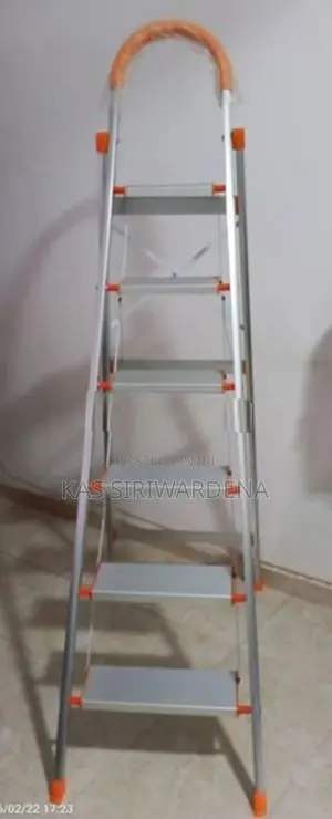 පියවර 6 යුත් ඉනිමග