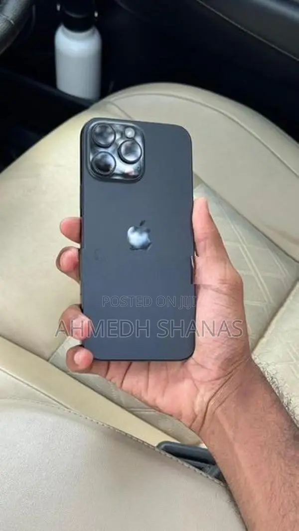 Apple iPhone 16 Pro Max Black Titanium (Used)