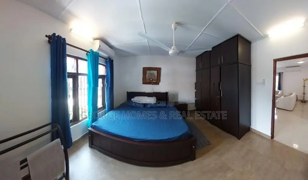 3BR House Upper Floor for Rent Wellawatte