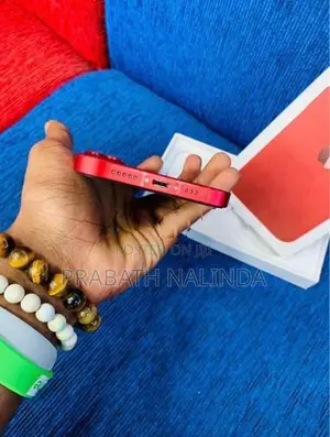 Apple iPhone 13 (Used)