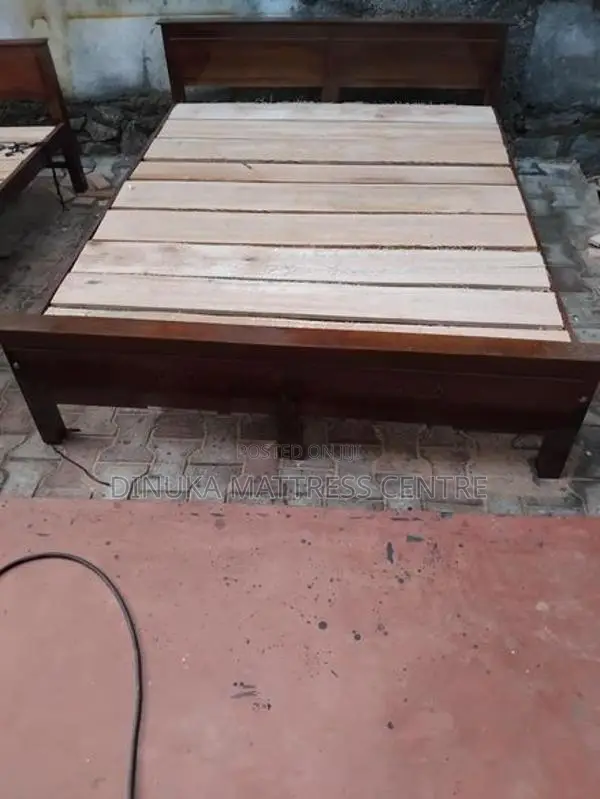 Queen Bed 6ft ×5ft