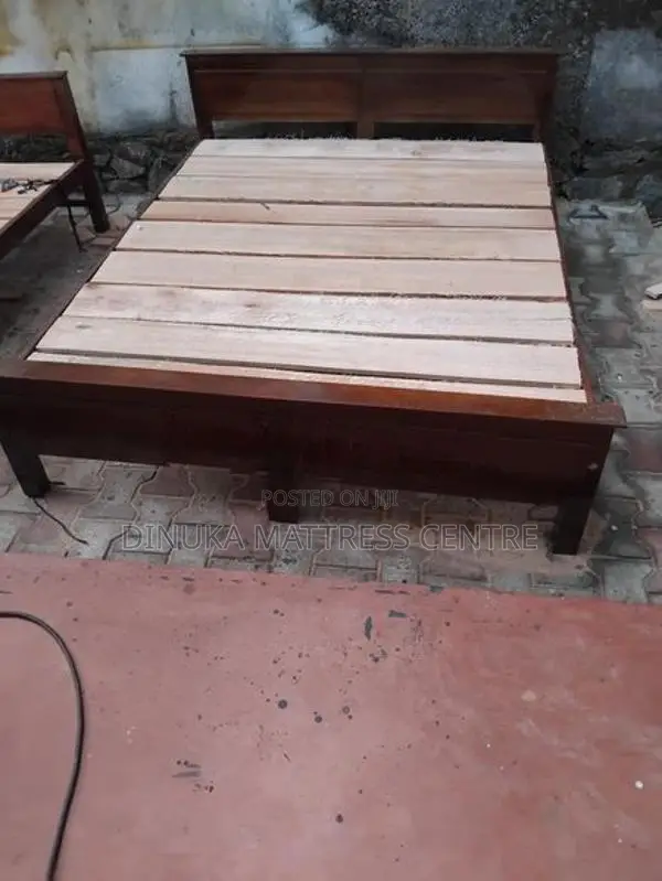 Queen Bed 6ft ×5ft