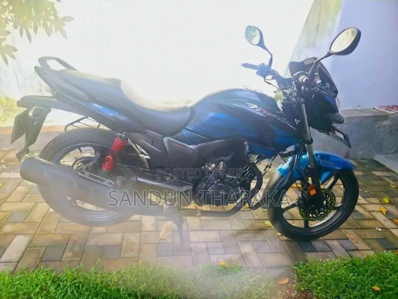 Hero Hunk 150R Double Disc 2019