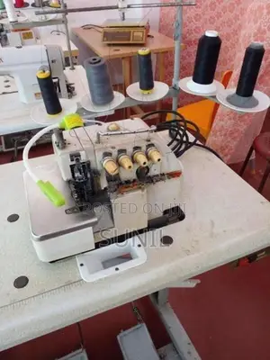Siruba 5 Thread Overlock Machine
